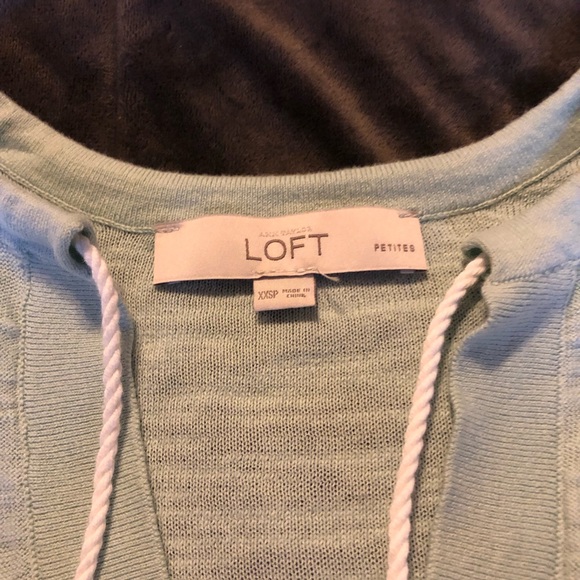 Ann Taylor Loft 1 - Picture 2 of 5